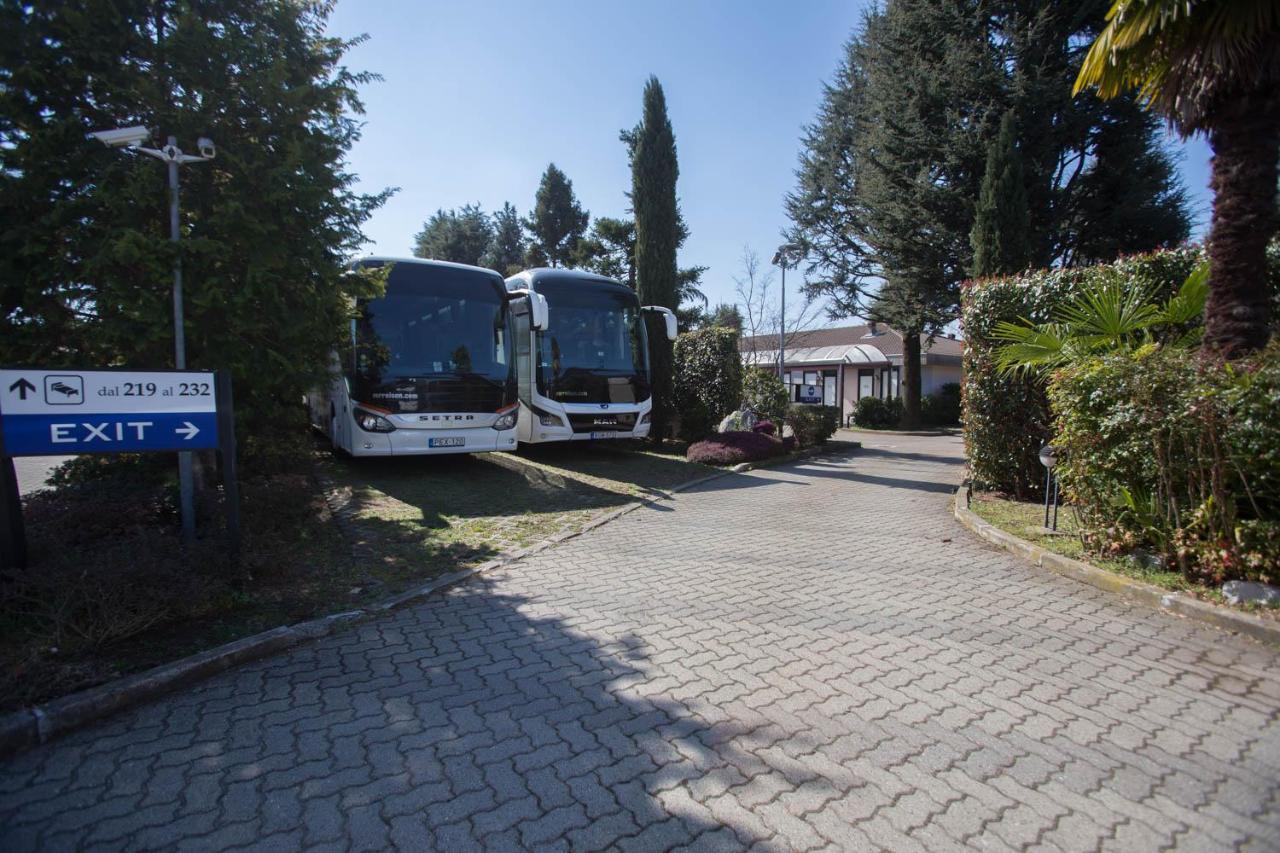 Airport Hotel Malpensa Lonate Pozzolo Kültér fotó